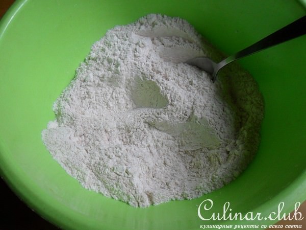 Хлебные булочки с цельнозерновой мукой