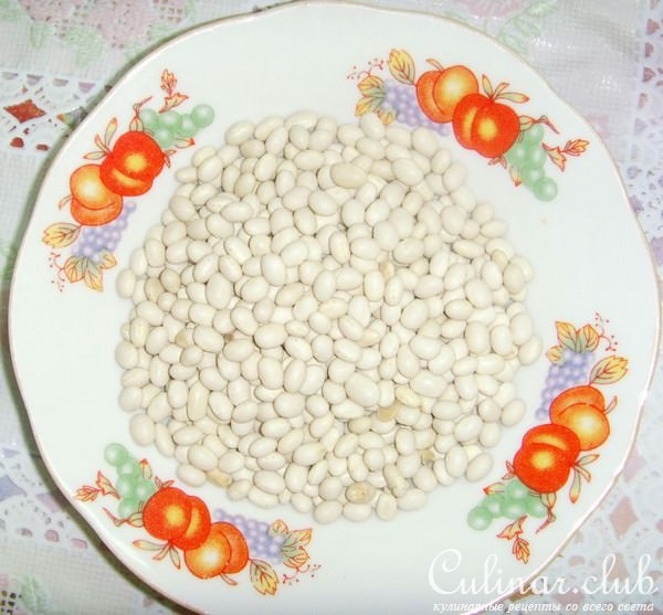 Баклажановые рулетики с белой фасоллью и сыром