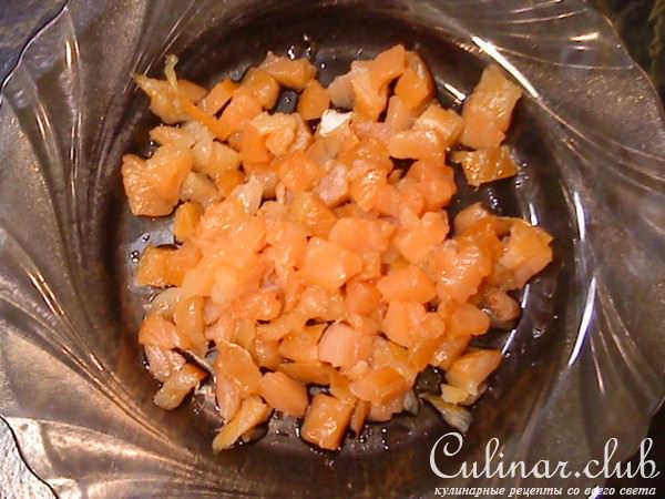 Салат Оливье с лососем