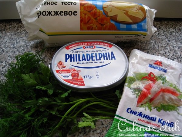 Закуска с сыром и крабами