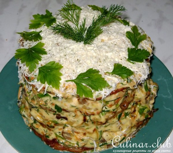 печёночный торт с грибами.