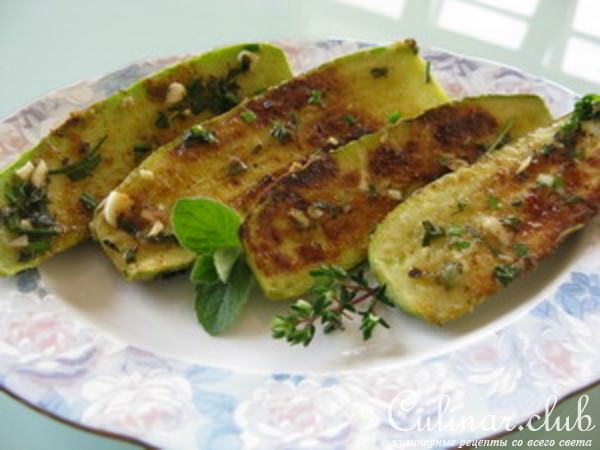 Дачная серия. Кабачки ароматные