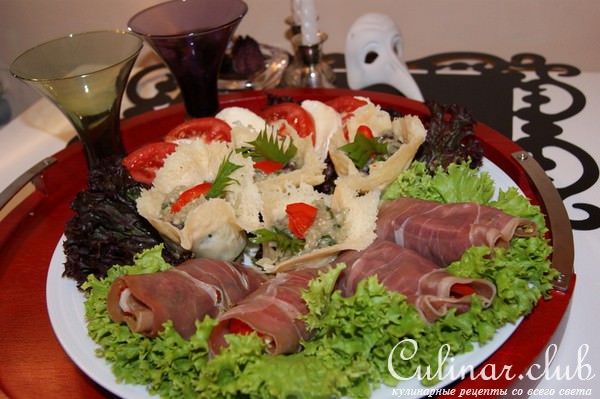 "Antipasto alla casalinga"/домашняя итальянская закуска/