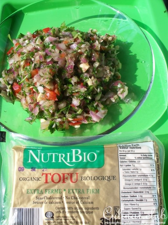 Закуска с салатом сhimichurri