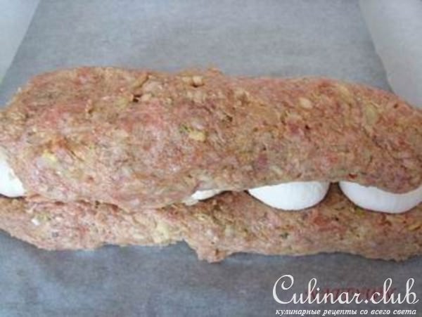 Багет мясной с грибами
