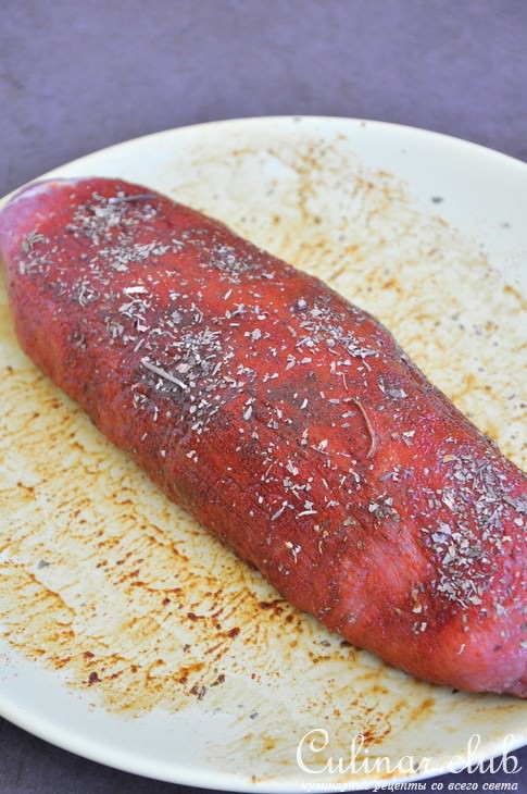 Карпаччо из говядины с корнишонами и каперсами 