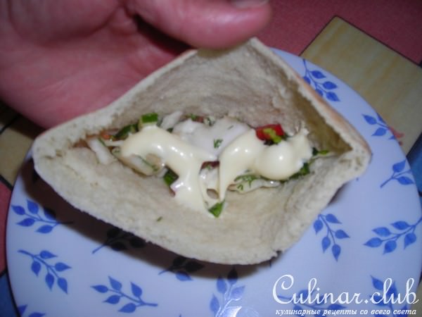 Пита с мясом и овощами