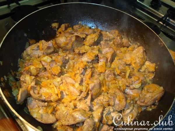 Рулет с сыром из куриной печени (вариант подачи куриного паштета)
