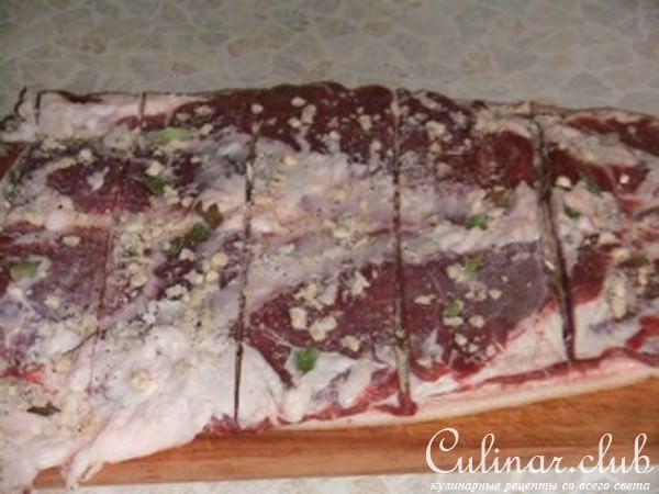 Рулет из свиной грудинки 