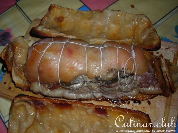 Рулет из свиного брюшка