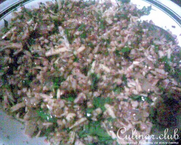 Куриный рулет с орехами