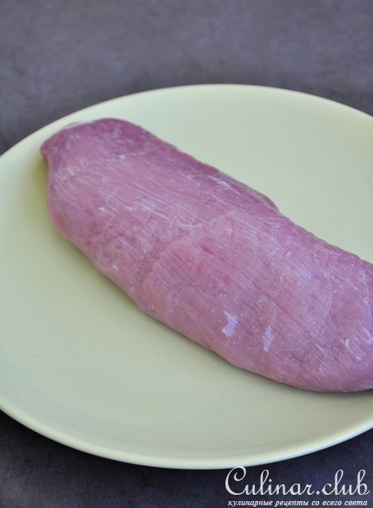 Карпаччо из говядины с корнишонами и каперсами 