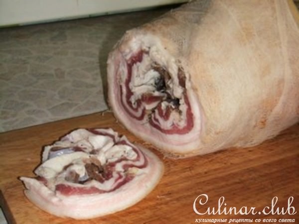 Рулет из свиной грудинки 
