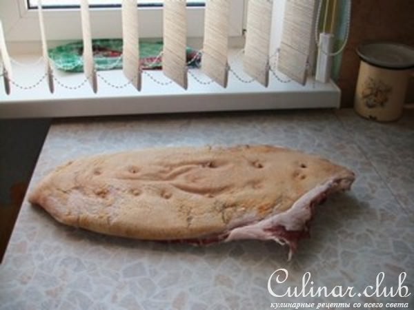 Рулет из свиной грудинки 