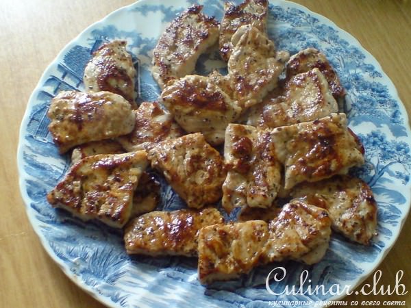 Закуска из индейки в базиликовом соусе