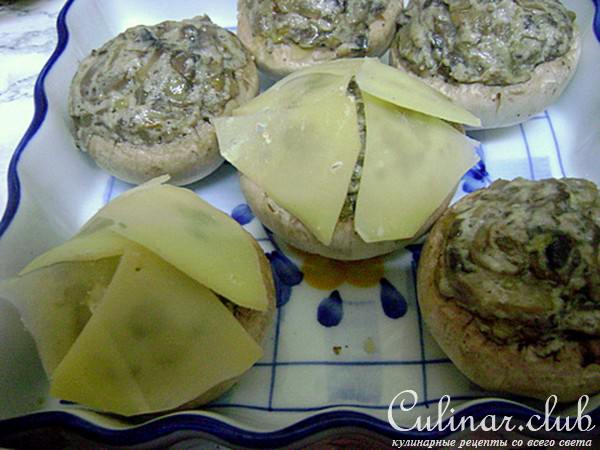 ЖЮЛЬЕН В ГРИБНОЙ ШЛЯПКЕ