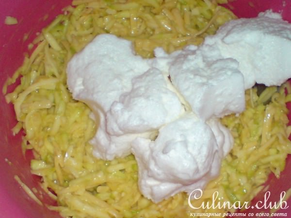 Рулет из цуккини со сливочным кремом 