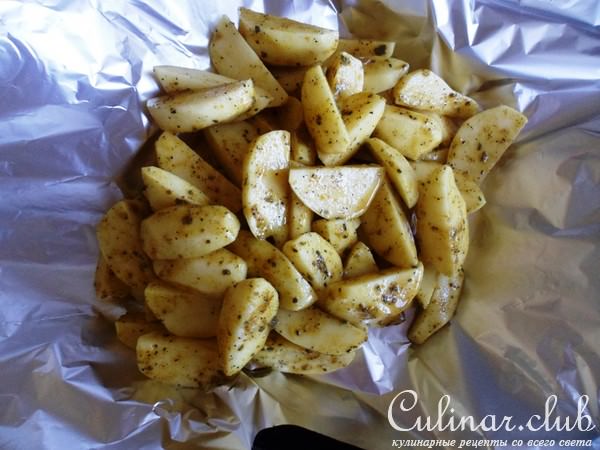 Свинина с пряными картофельными дольками