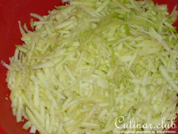 Рулет из цуккини со сливочным кремом 