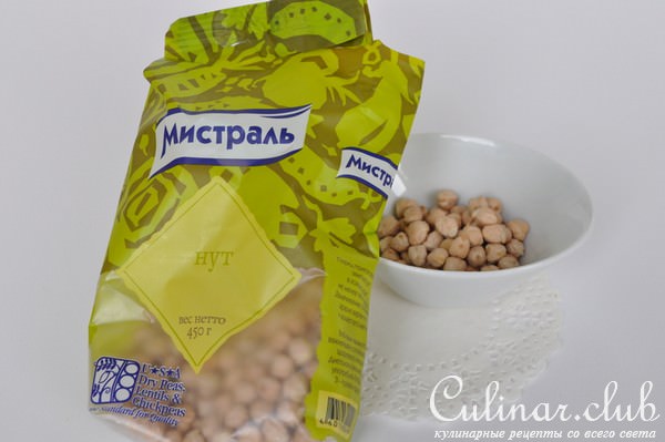 Паштет из нута с шашлычками из креветок