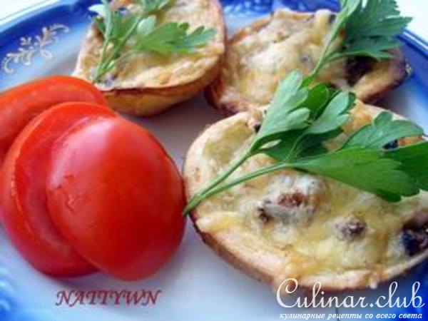 Картофельные лодочки с грибной начинкой.