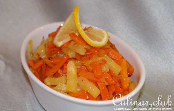 Пикантная закуска из моркови с ананасами