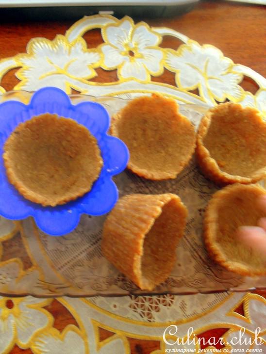 Закусочные тарталетки с сёмгой и сыром