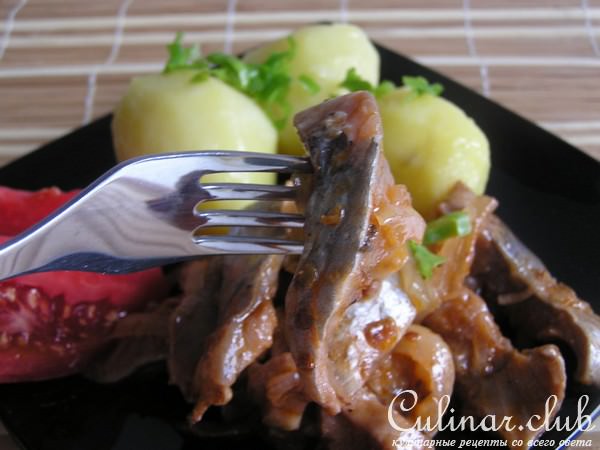 Селедочка, соленая по-дальневосточному.
