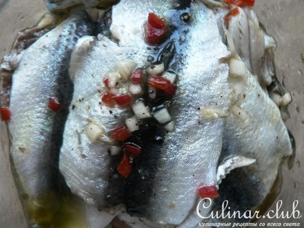 Маринованные анчоусы