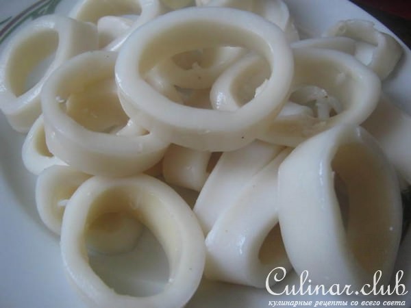 Кольца кальмара в пивном кляре