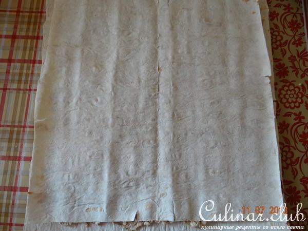 Закуска из морепродуктов с лавашем
