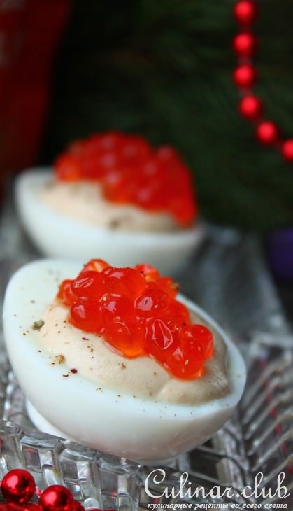 Яйца фаршированные с тунцом