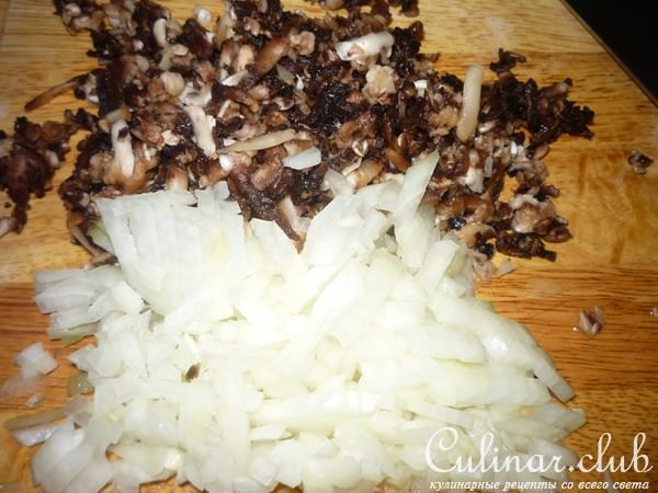 Яйца фаршированные с грибами.