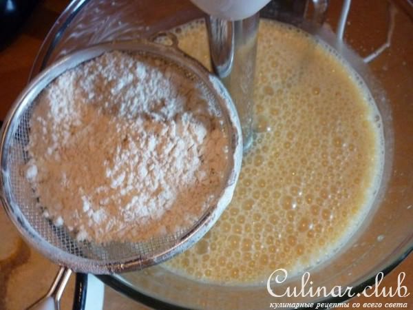 Карамельные кексы с тыквой и фундуком