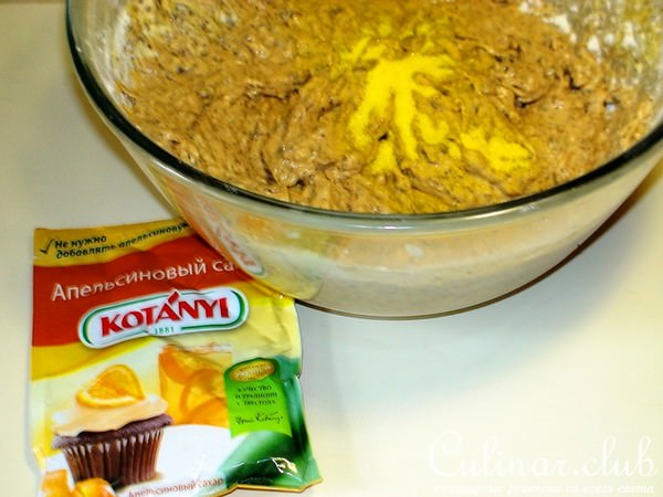 Кекс с цукини и шоколадом.
