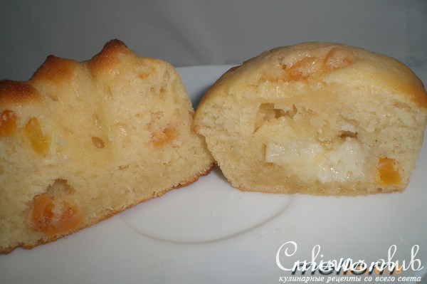 Кексы на ряженке с курагой