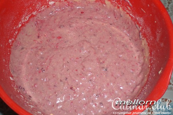 Кексы с малиной и ежевикой
