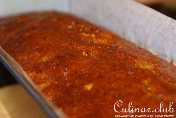 Апельсиновый кекс с миндалём и ромовой пропиткой