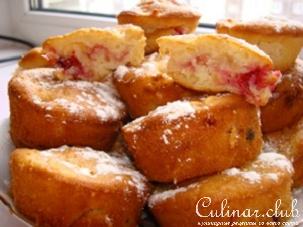 Маффины с яблоками и клюквой