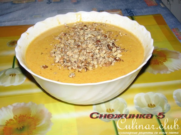 Тыквенный кекс с лимонной помадкой и грецким орехом