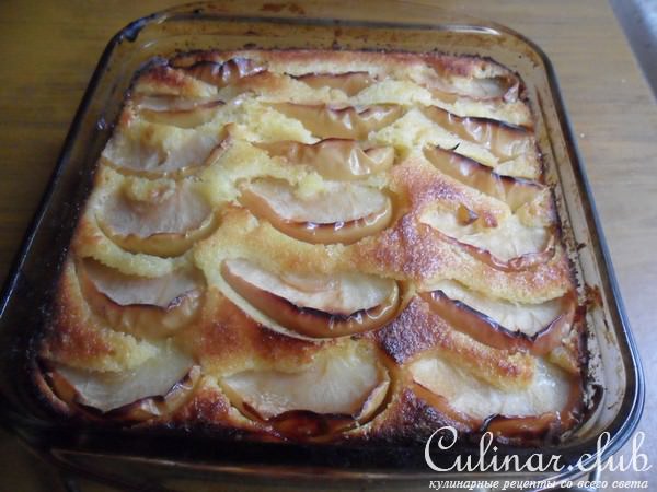 Яблочный кекс с миндалем