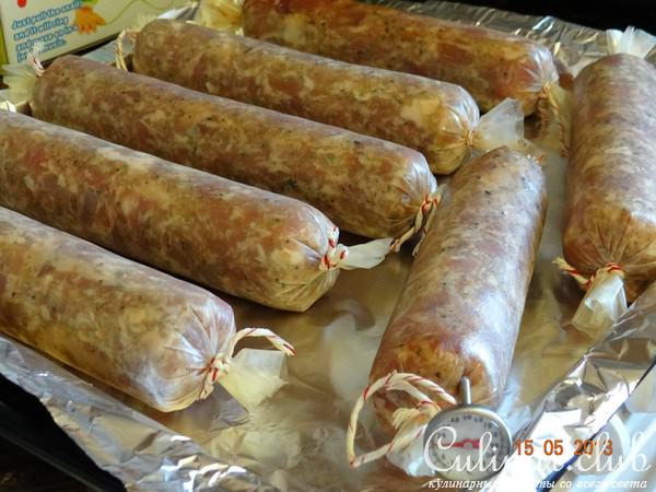 Колбаса домашняя пикантная полу-рубленная духовая