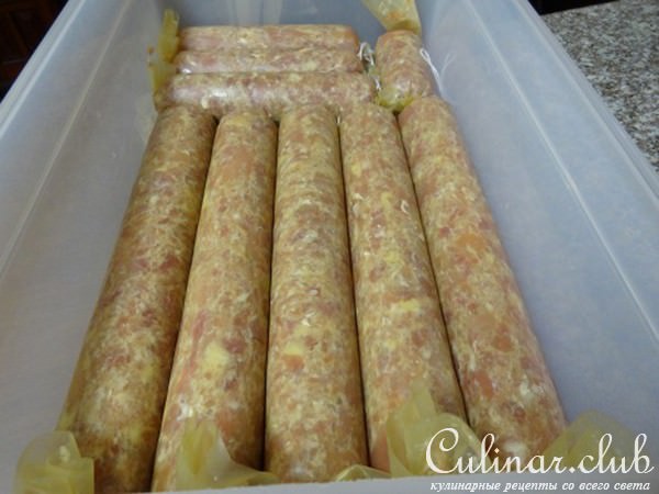 Колбаса "Вкуснючая"