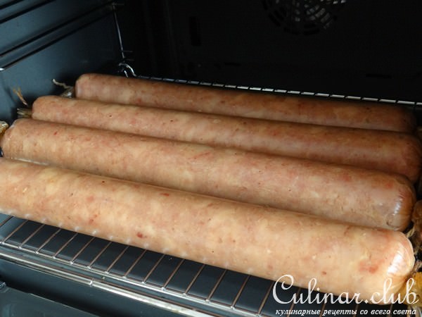 Колбаса домашняя куриная молочная 