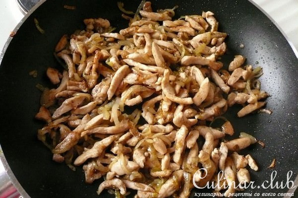 Пирог с курицей и брокколи