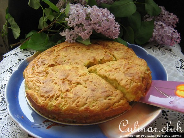 Не обыкновенно вкусный сырно-кабачковый пирог.