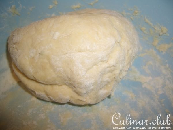 Сырный пирог с маслинами