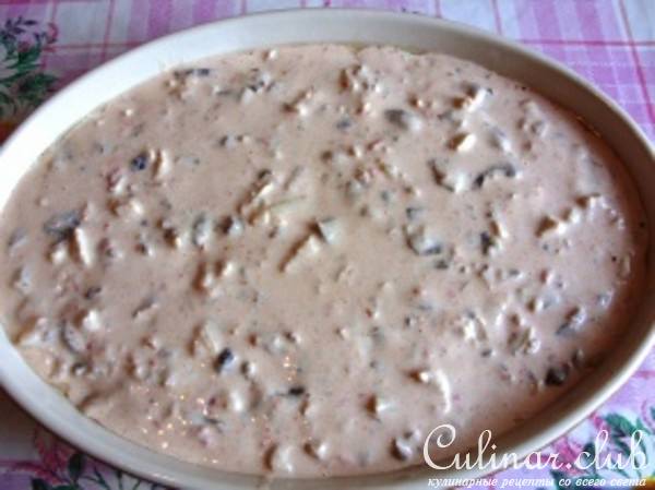 Запеканка из куриного филе на овощной подушке 