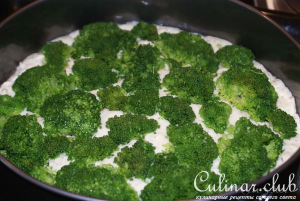 Пирог с брокколи и рисом