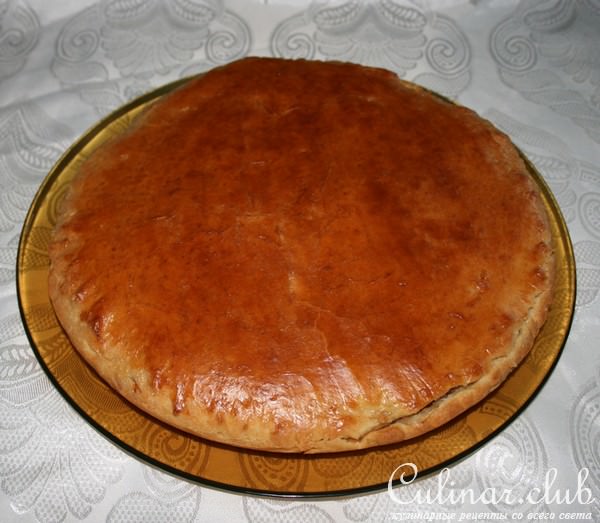 Пирог с тушеной капустой